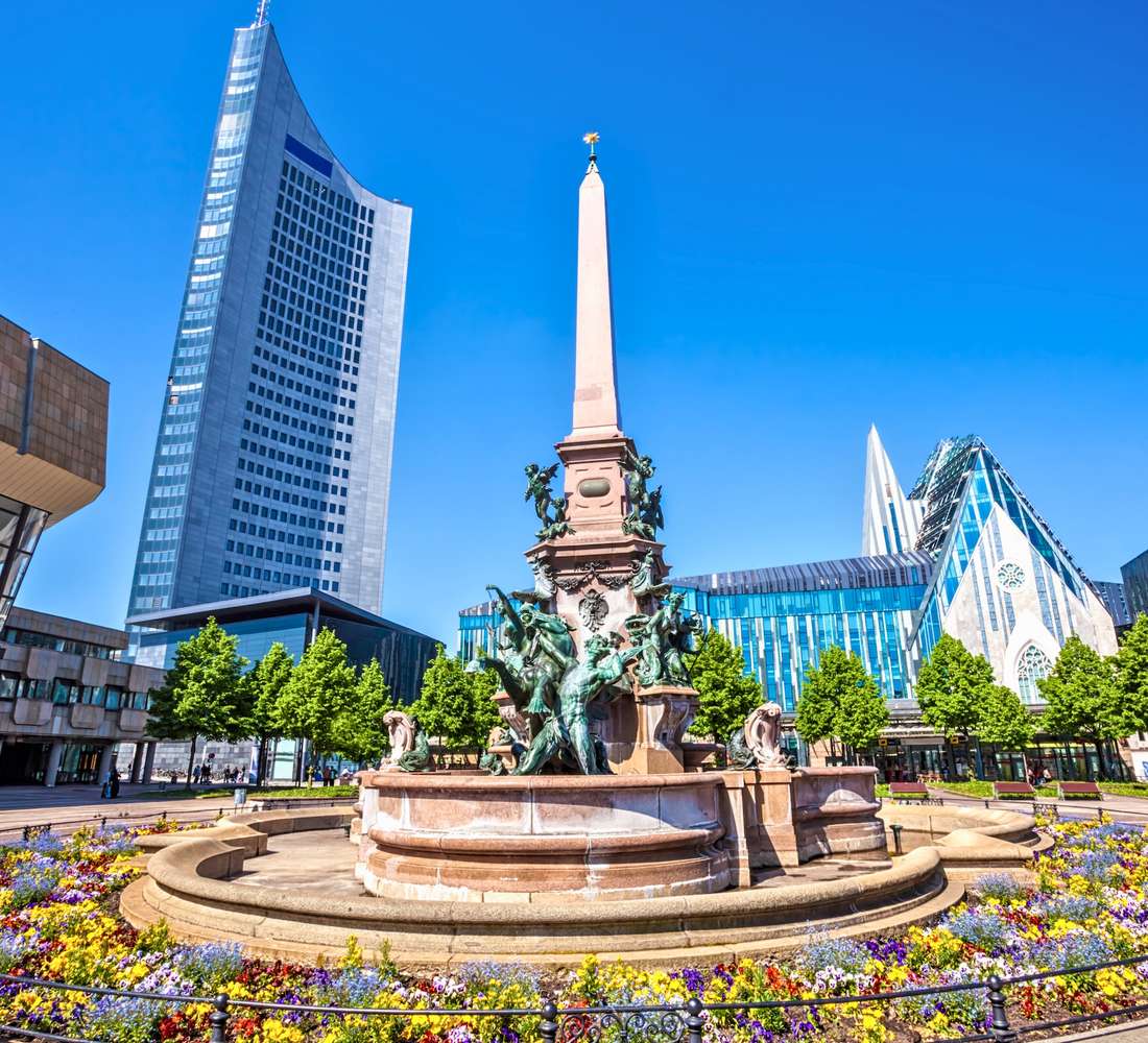 Tour turistico Hop-on Hop-off a Lipsia – Monumenti iconici e biglietti flessibili nel 2025 Tour Hop-on Hop-off a Lipsia, Germania – Bus panoramici, principali attrazioni e cancellazione gratuita nel 2025